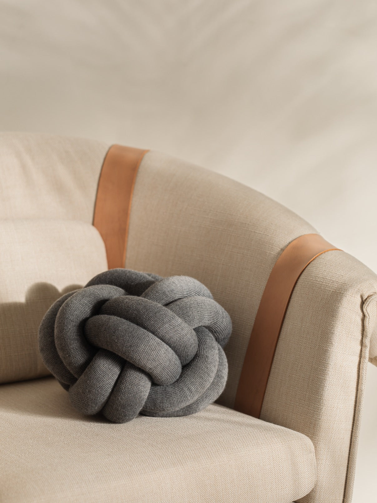 Design House Stockholm Knot Tyyny, Grey