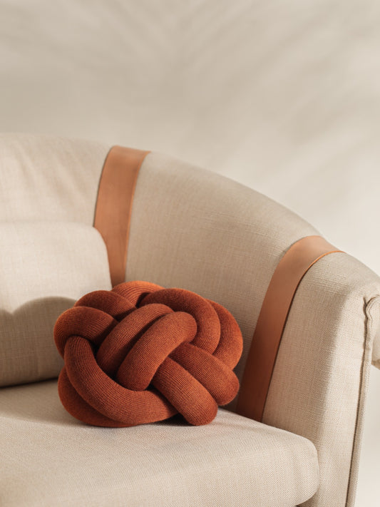 Design House Stockholm Knot Tyyny, Ochre